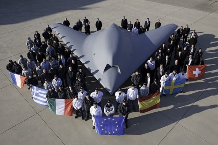 The nEUROn, European UCAV technology demonstrator  t stealth combat aircraft, first UCAV developed in co-operation and first combat aircraft entirely designed of the nEUROn team Saab Alenia Aermacchi (Italy) (1)